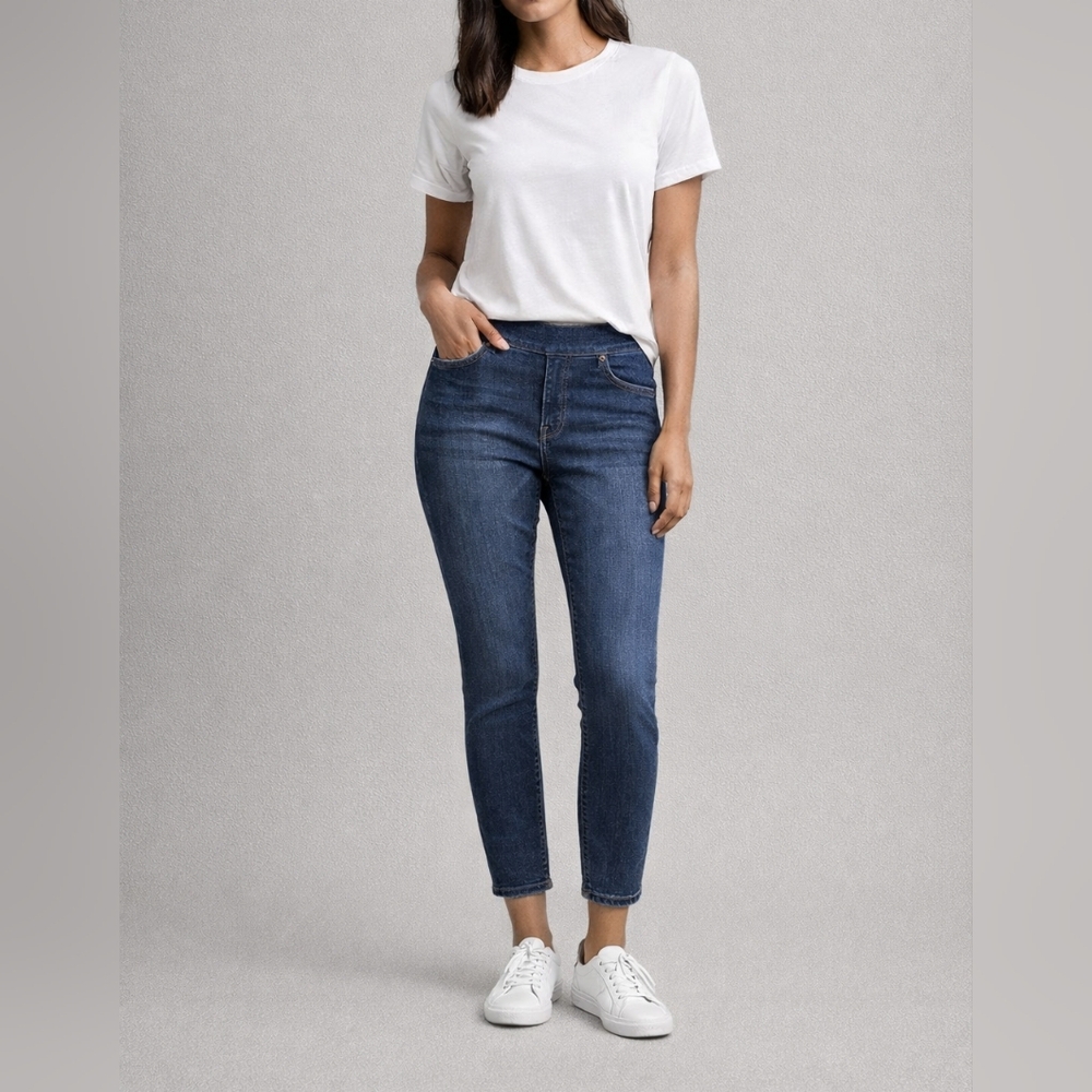 SPANX Pull-On Skinny Jeans – 26” Inseam - Size M Or US 6